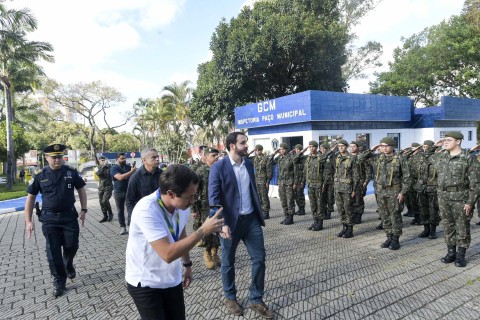 Semana da Pátria 2025 em Guarulhos é aberta oficialmente com cerimônia cívica