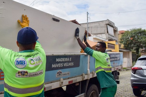 Operação Cata-Tralha atende Jardim Vila Nova Cumbica e mais cinco bairros no fim de semana