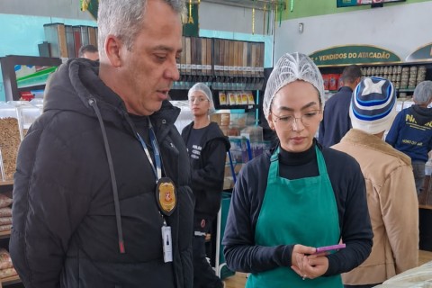 Procon Guarulhos realiza Operação “De Olho no Granel” para fiscalizar lojas de produtos naturais