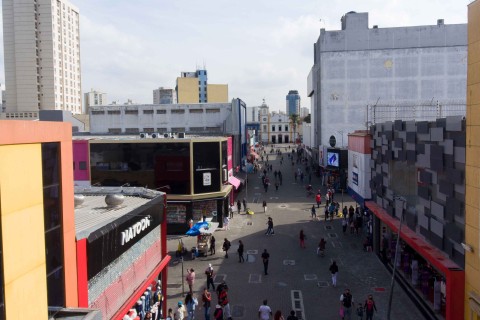 Evento transforma o calçadão da Dom Pedro II em espaço de encontro com os livros no dia 17