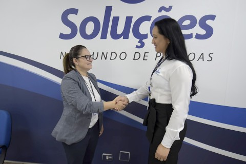 Prefeitura assina acordo para oferecer vagas de emprego a mulheres em situação de violência
