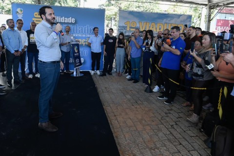 Prefeito Lucas Sanches  de Guarulhos inicia a construção do primeiro viaduto interno que ligará Cecap com a Via Dutra
