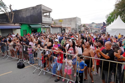 Movimento Cultural reúne 8 mil pessoas no Jardim Cumbica com música, arte e atividades gratuitas