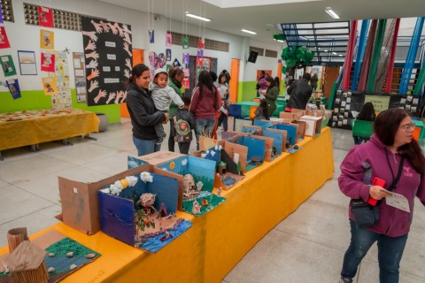 Mostra cultural reúne trabalhos dos alunos da EPG Edson Nunes Malecka