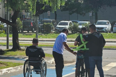 Prefeitura promove ação educativa do Maio Amarelo para ciclistas